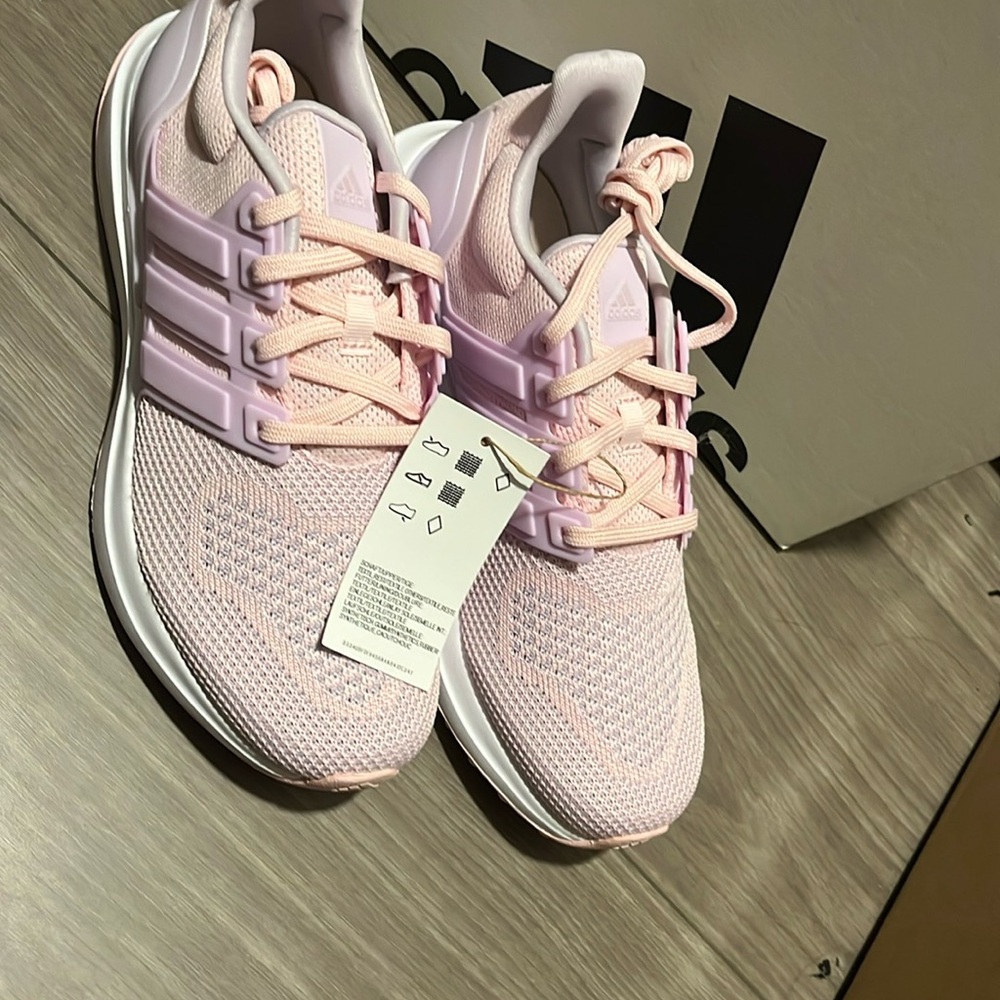 Adidas Pink Sneakers Lightweight Mesh Design